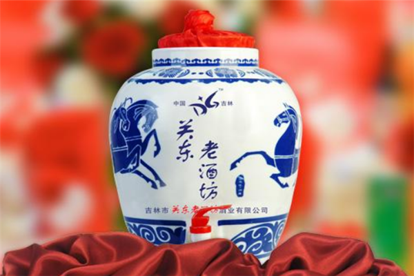 关东老酒坊酒加盟